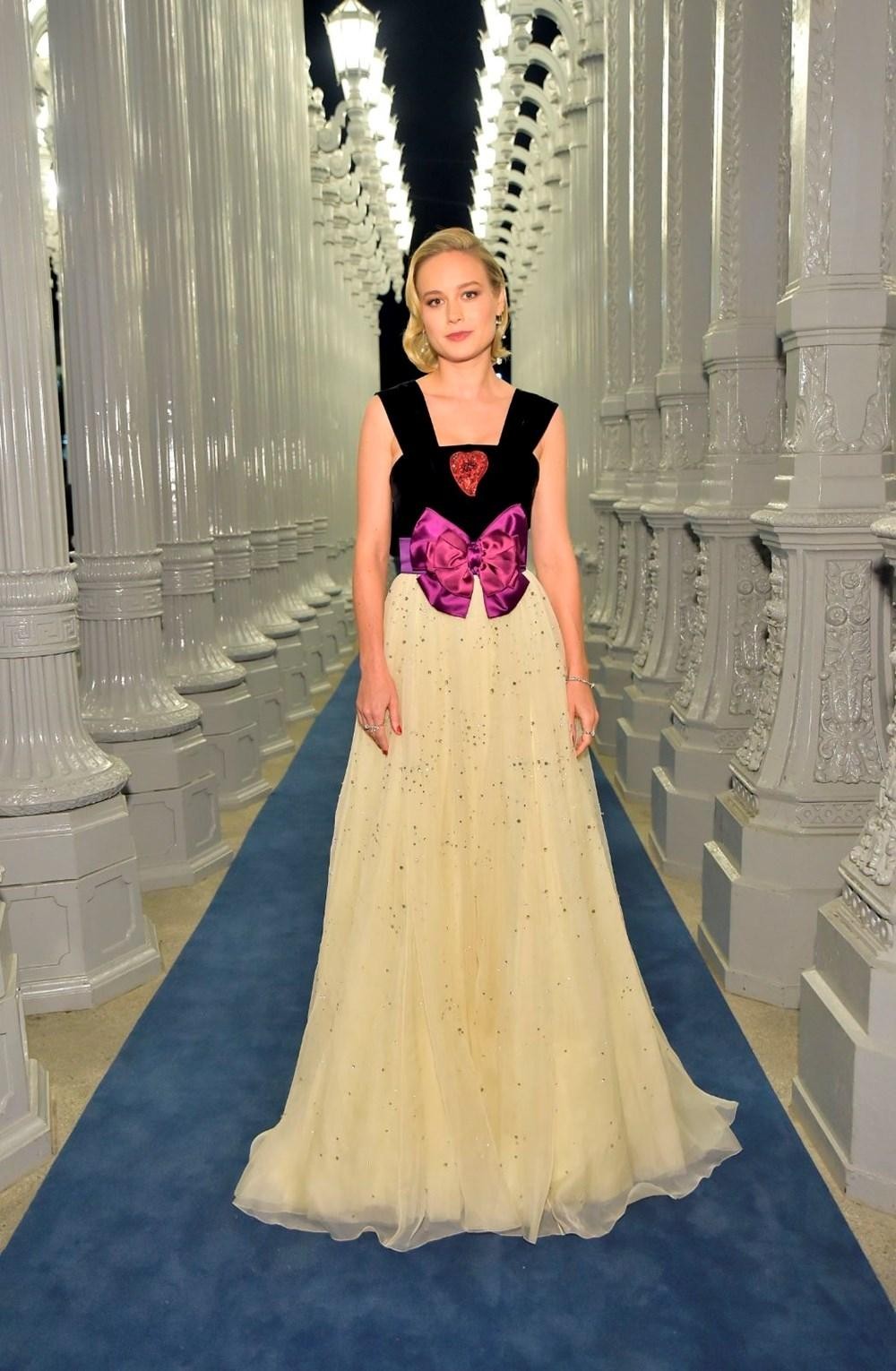 Qırmızı xalıda göz qamaşdırdılar - FOTOLAR